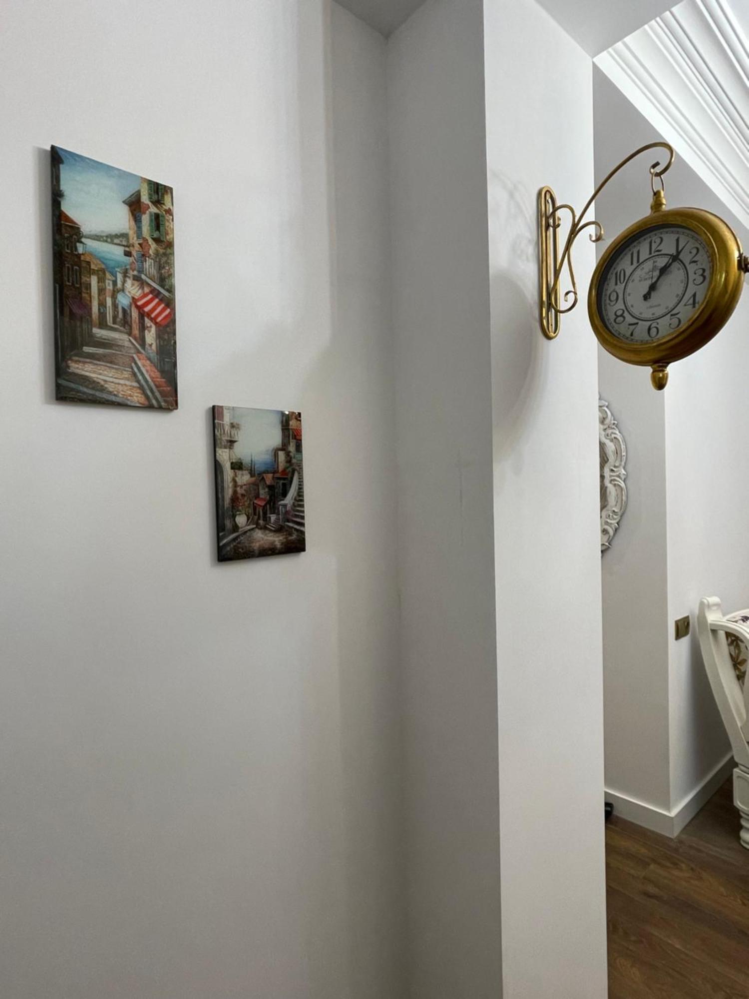 Picasso Apartment 쿠타이시 외부 사진