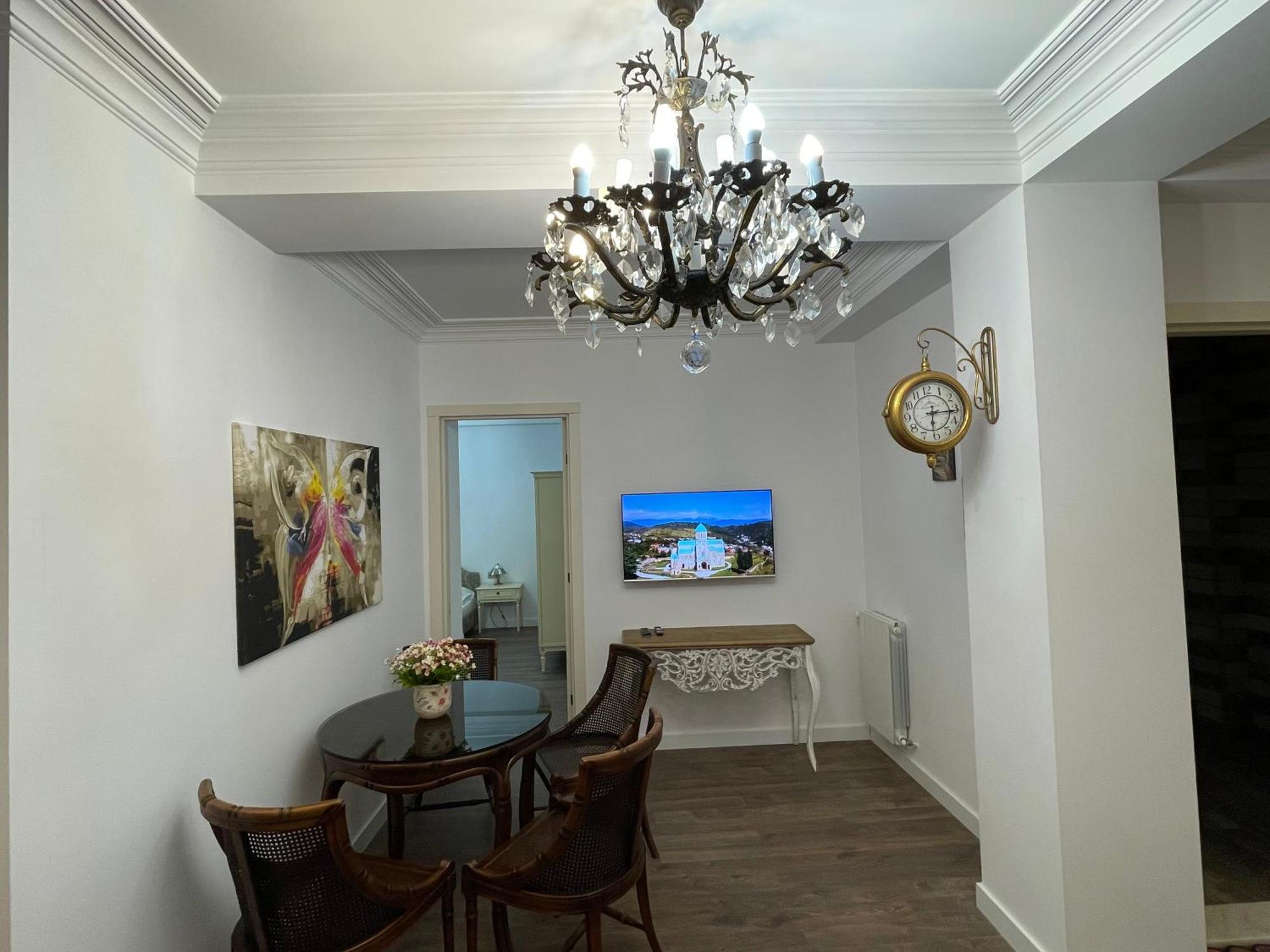 Picasso Apartment 쿠타이시 외부 사진