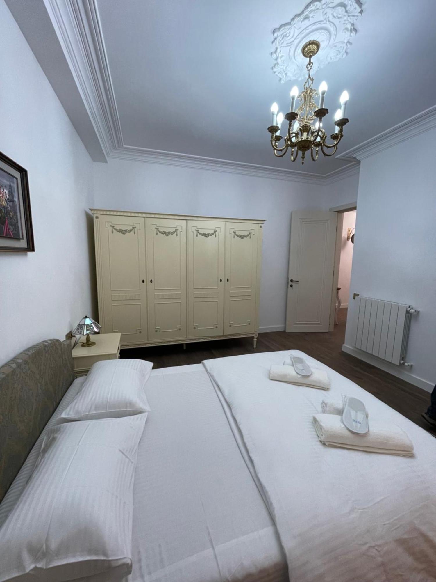 Picasso Apartment 쿠타이시 외부 사진