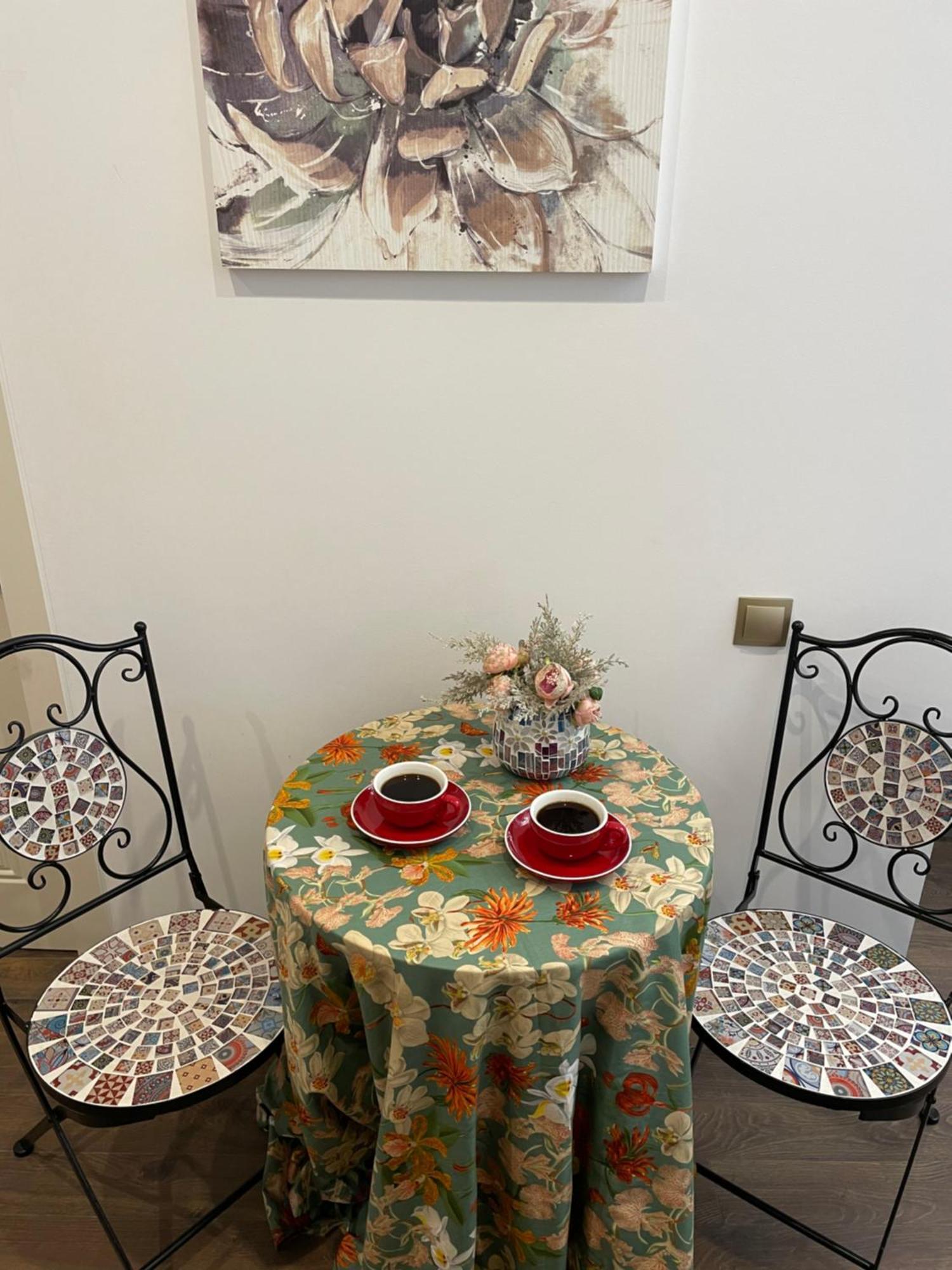 Picasso Apartment 쿠타이시 외부 사진